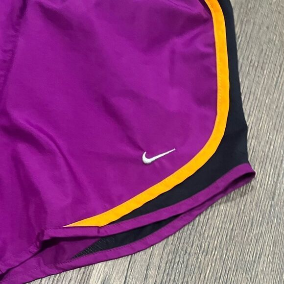 Nike Womens Plum Purple Orange Elastic Waist Dri-FIT Track Shorts Size XS - Picture 2 of 4